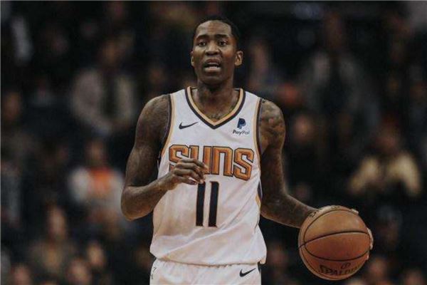 队时防守端 队时防守端